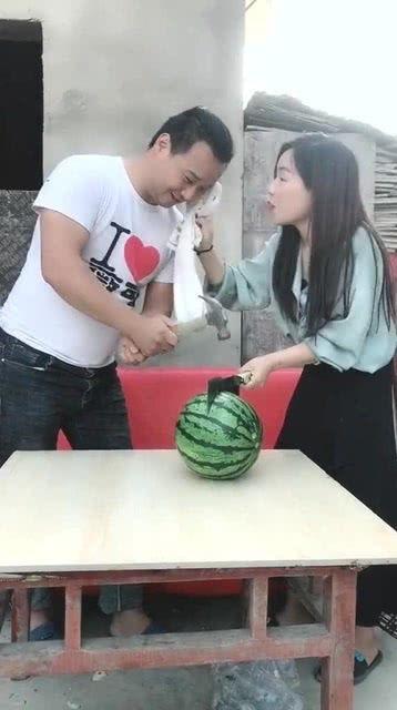 娱乐吃瓜搞笑视频